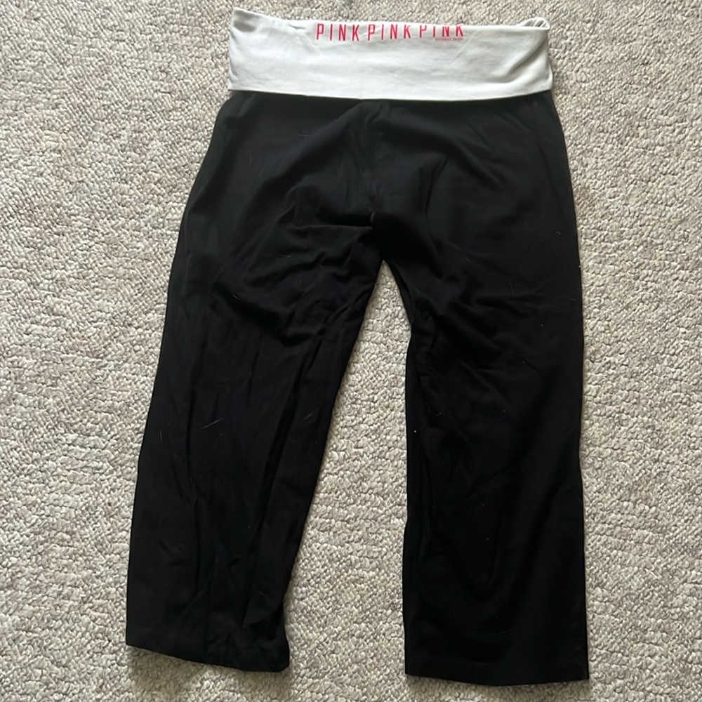 PINK Yoga Victoria’s Secret Capri